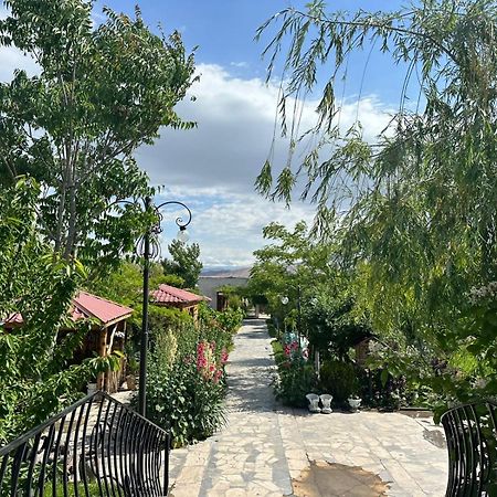 Ralina Restaurant And Hotel Ararat ภายนอก รูปภาพ