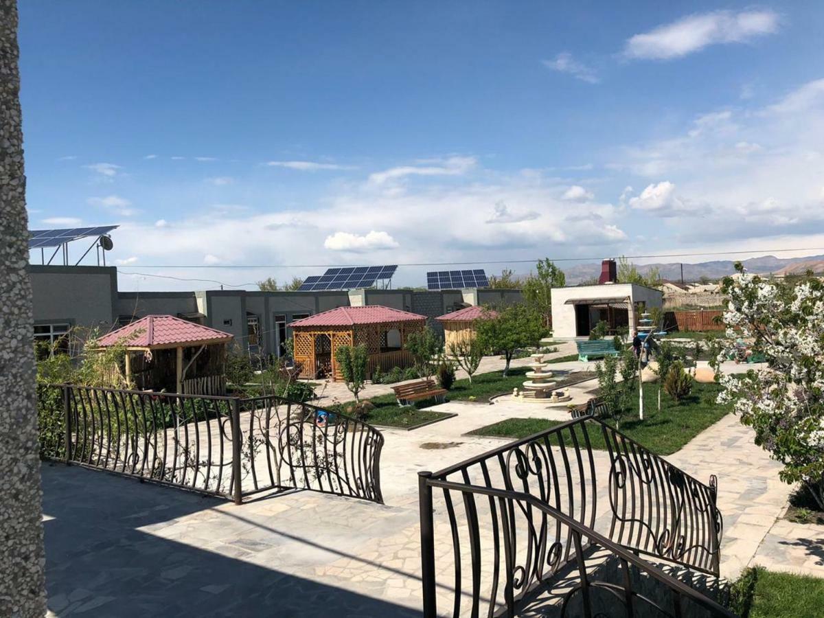 Ralina Restaurant And Hotel Ararat ภายนอก รูปภาพ